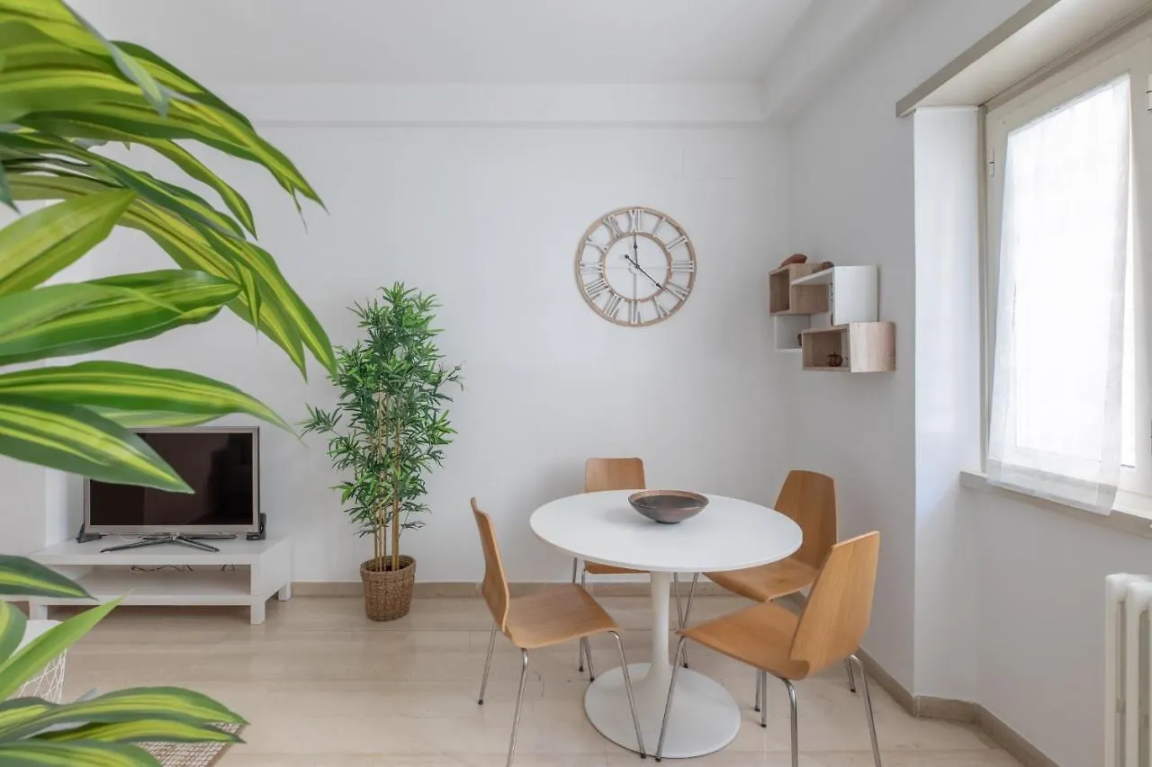 רומא Iflat Cozy Apartment Near Saint Peter N° 2