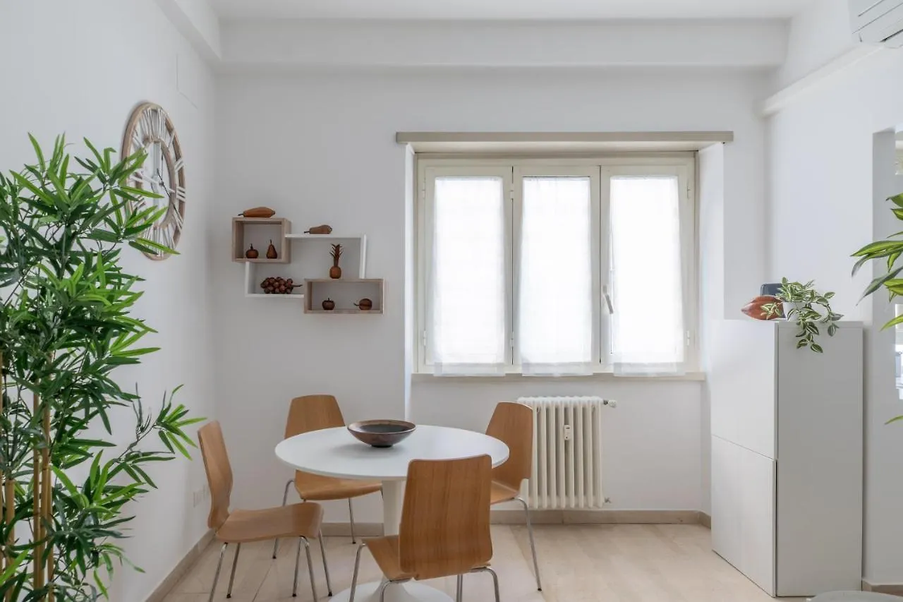 רומא Iflat Cozy Apartment Near Saint Peter N° 2 0*,  איטליה